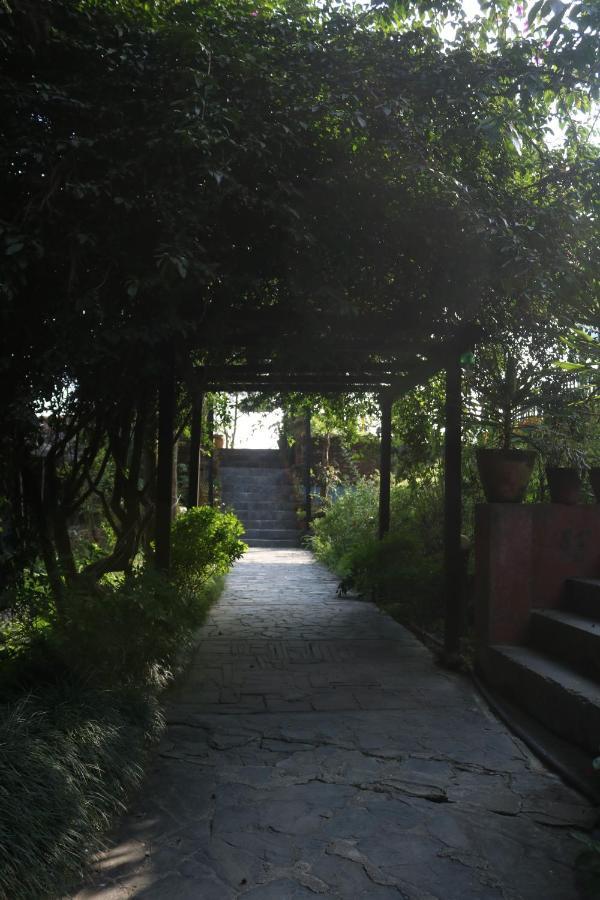 Hotel Chautari Pvt Ltd นาการ์ก็อต ภายนอก รูปภาพ